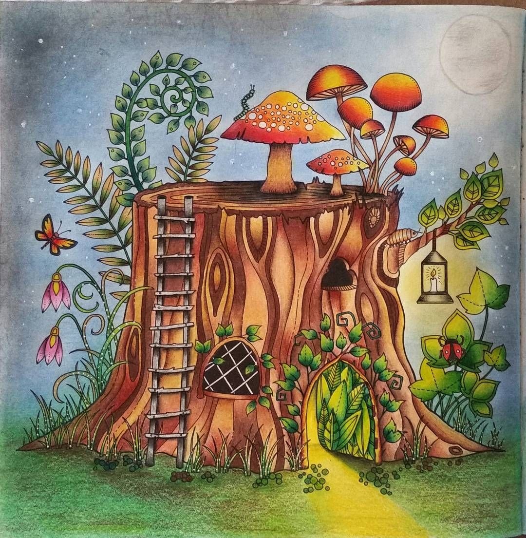 Домик цветными карандашами