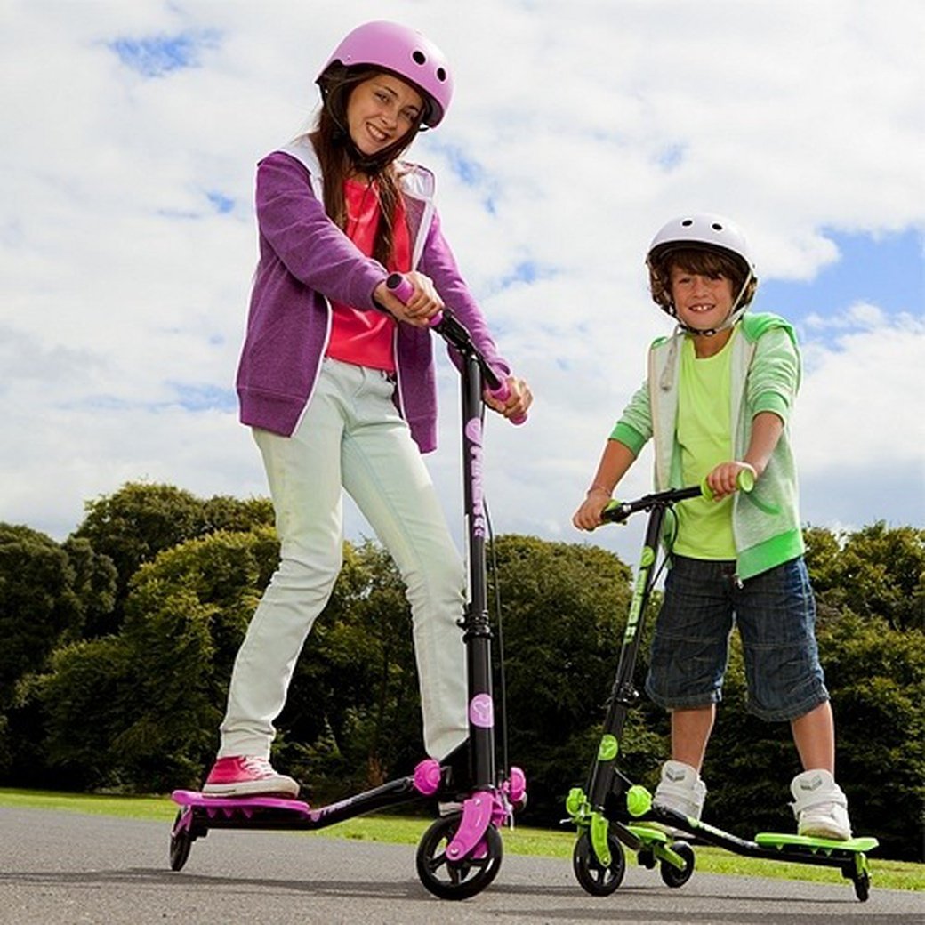 Инерционный самокат Fliker a3