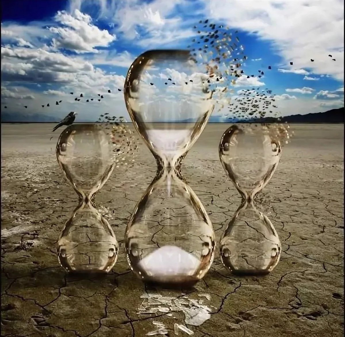 Песочные часы в пустыне