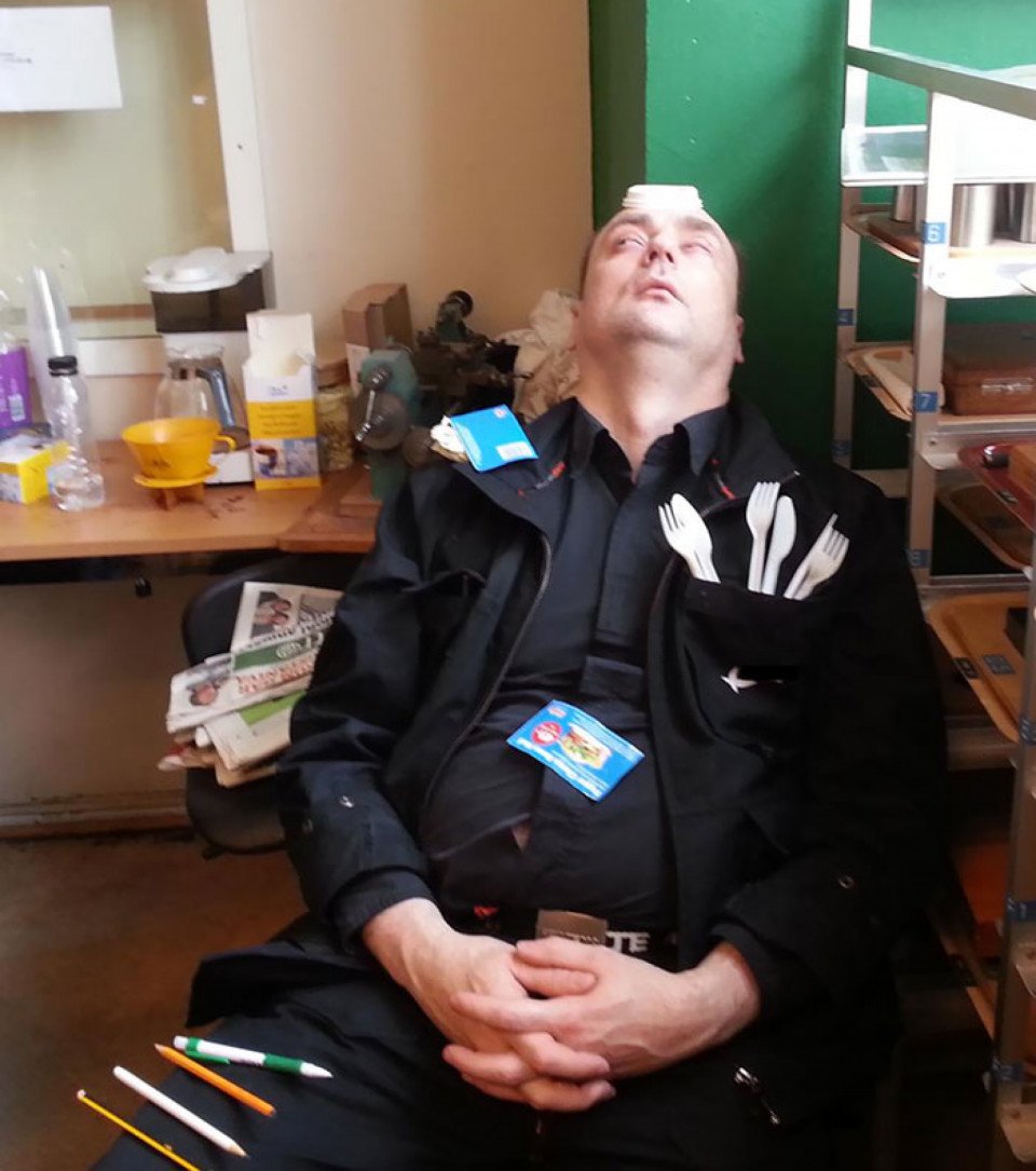 Спящие охранники