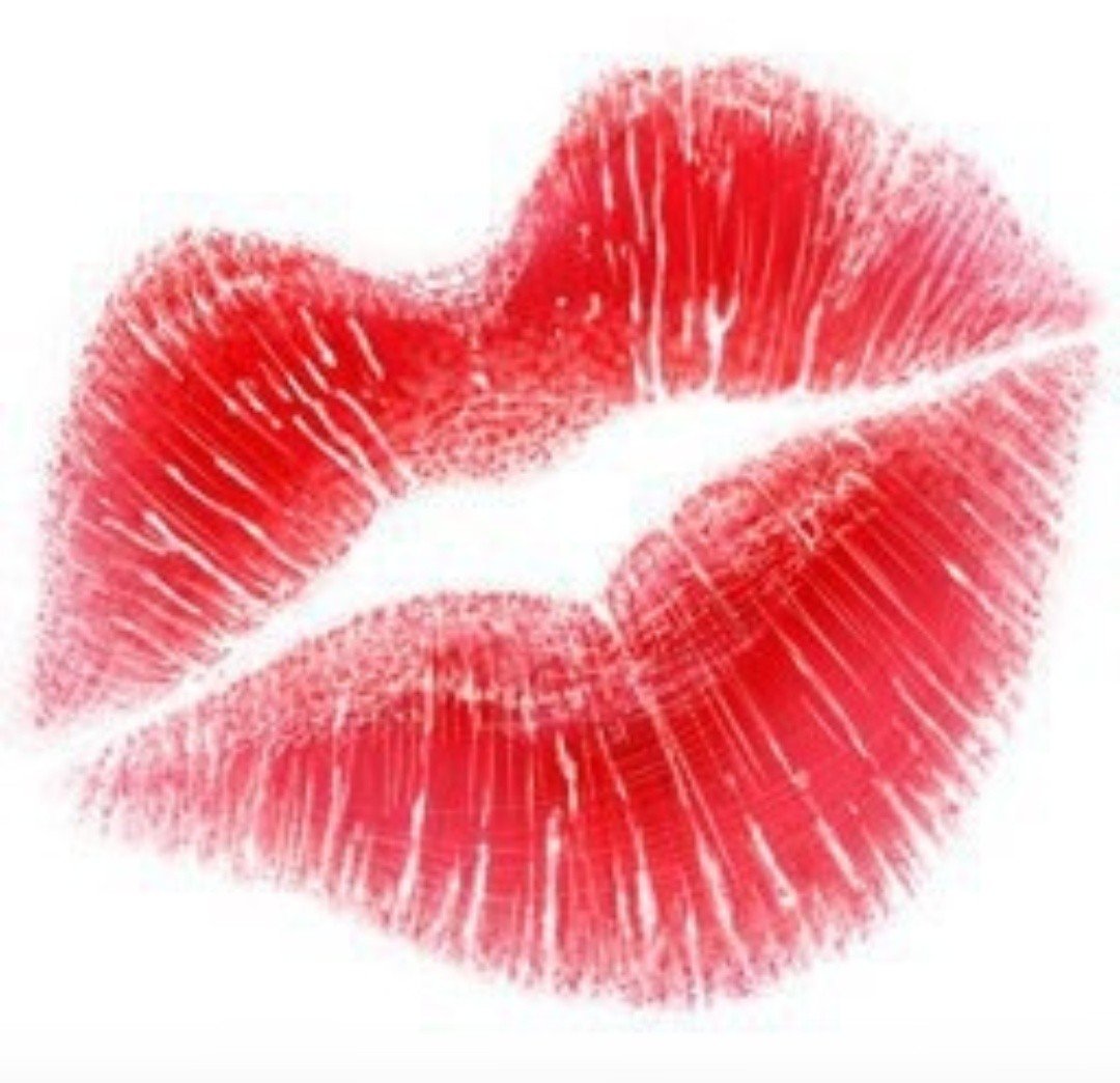 Поцелуйчики в виде сердечек