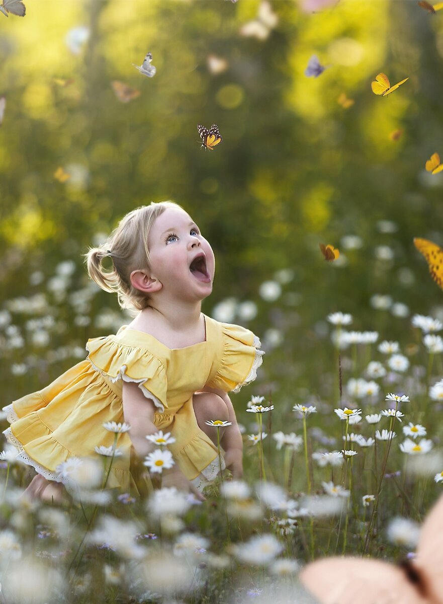 Счастливая девочка