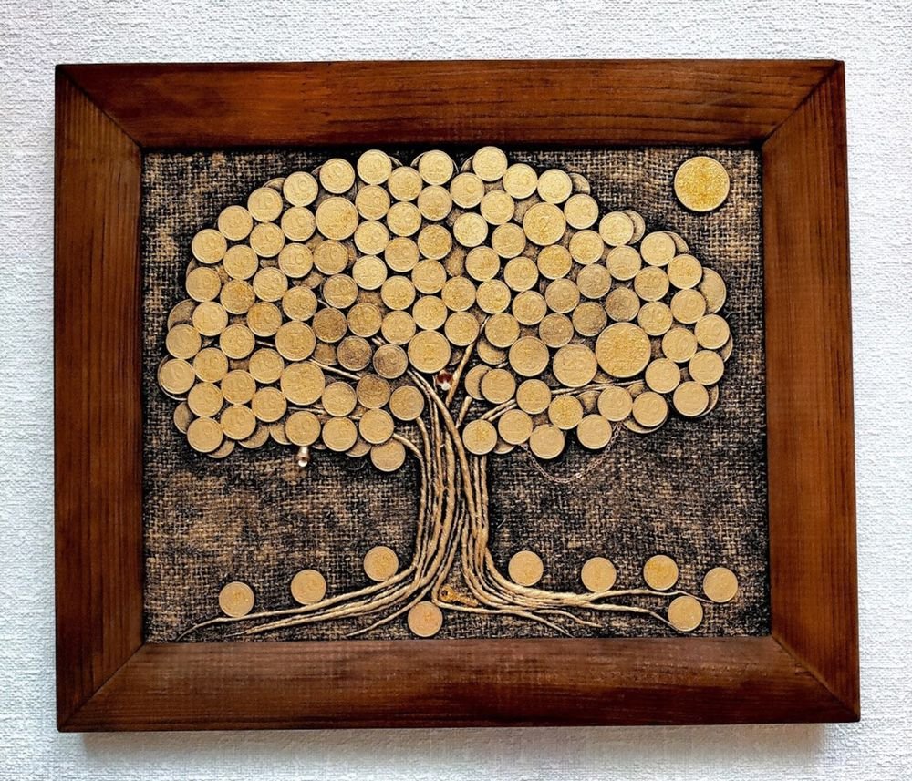 Картинка денежное дерево с монетами