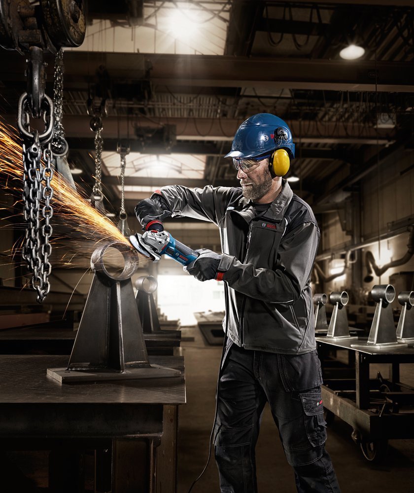 Рабочий на производство