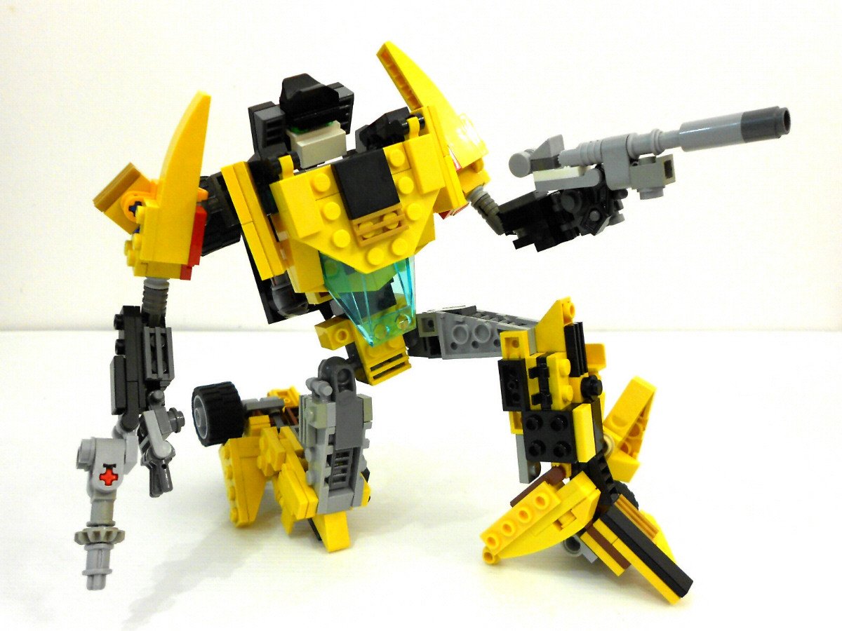 Автоботы и Десептиконы роботы