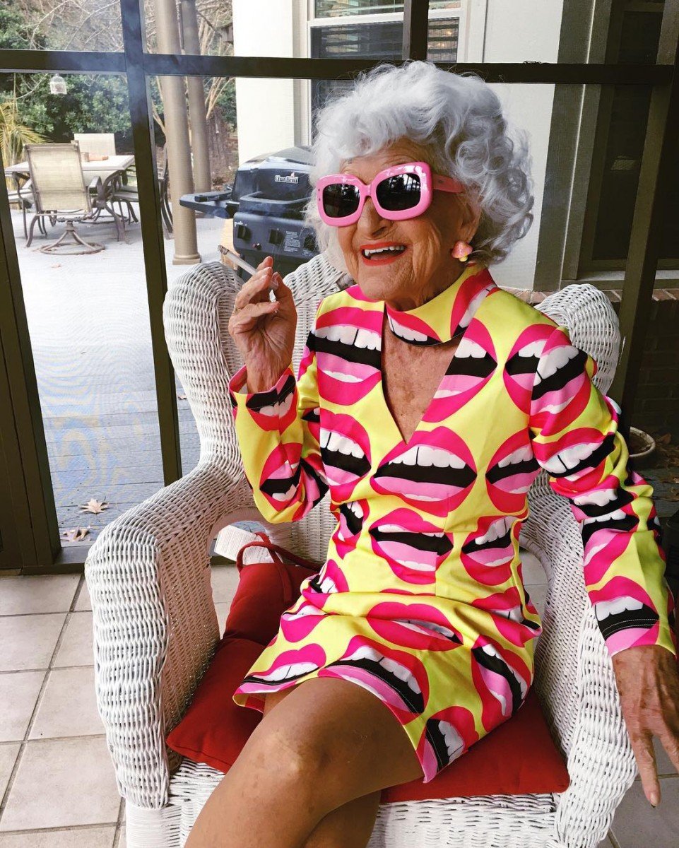 Бадди Винкл в платье