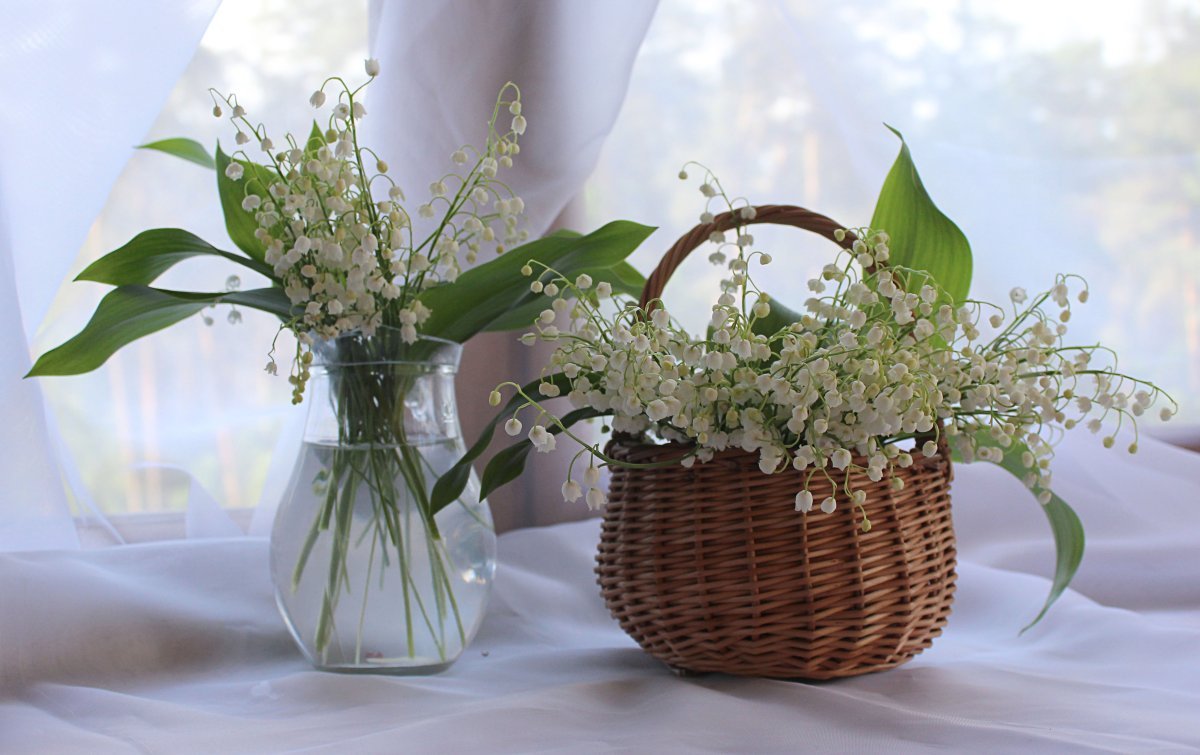 Весенний букет с ландышами