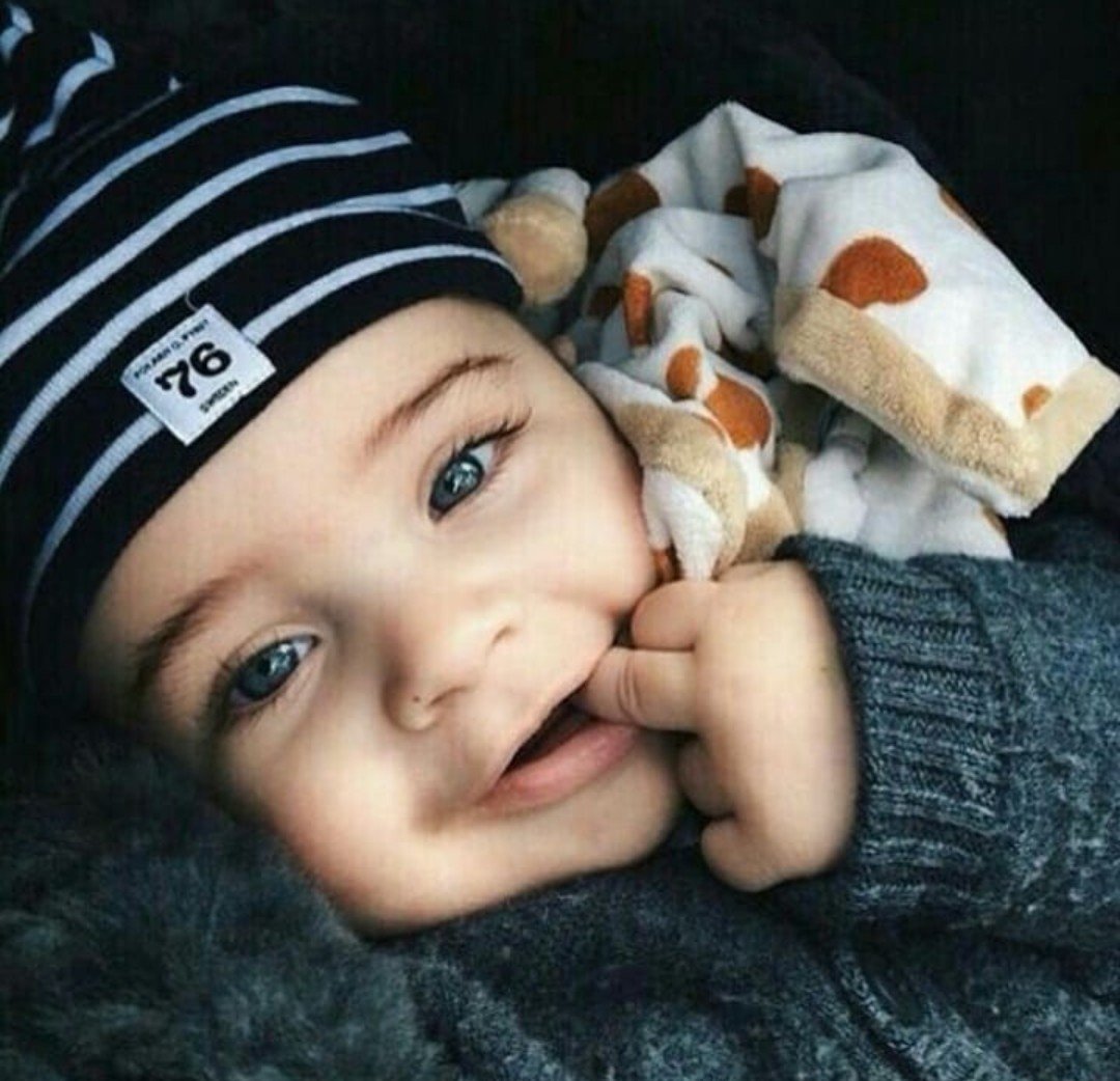 Красивые малыши мальчики