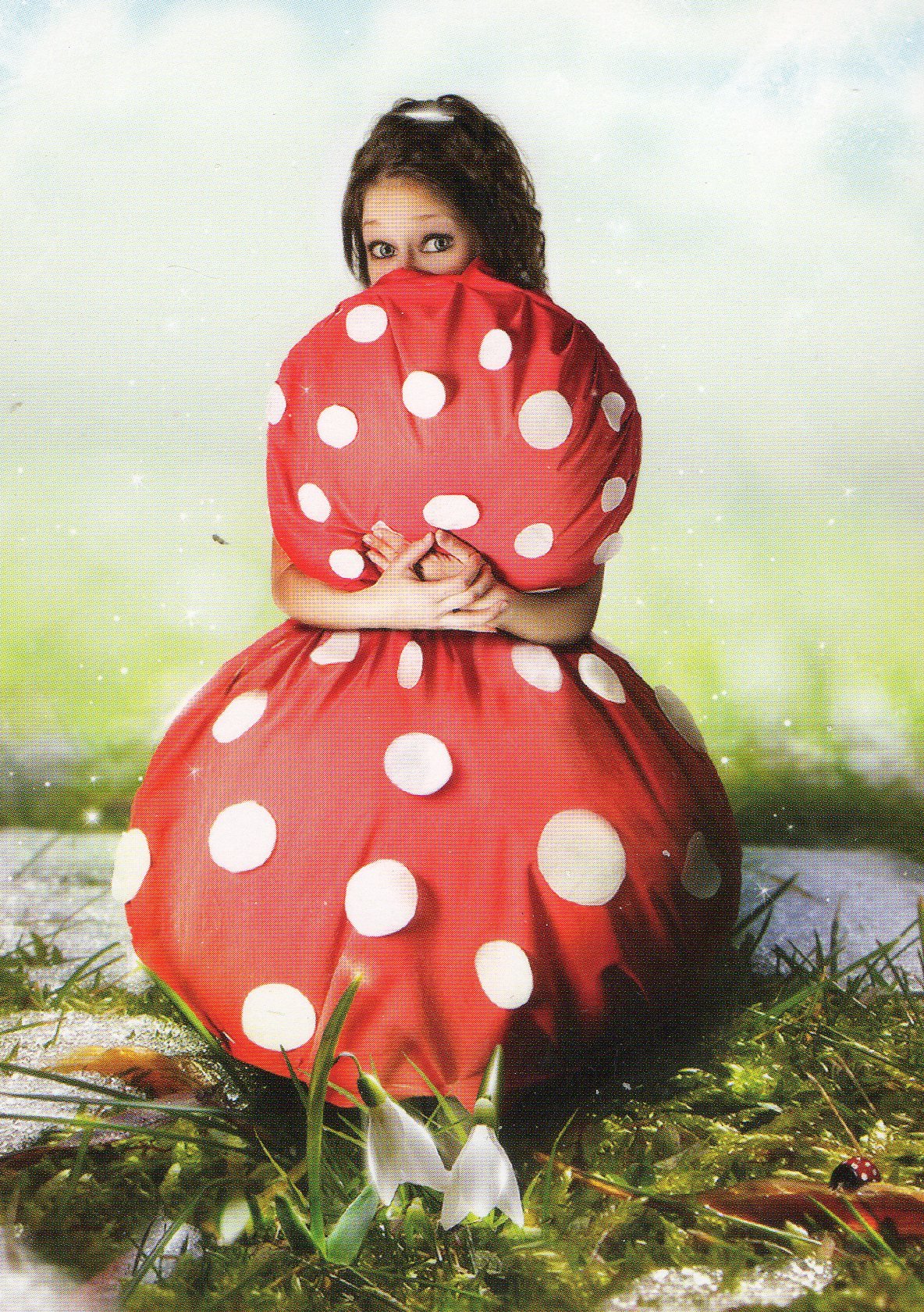 Девушка мухомор