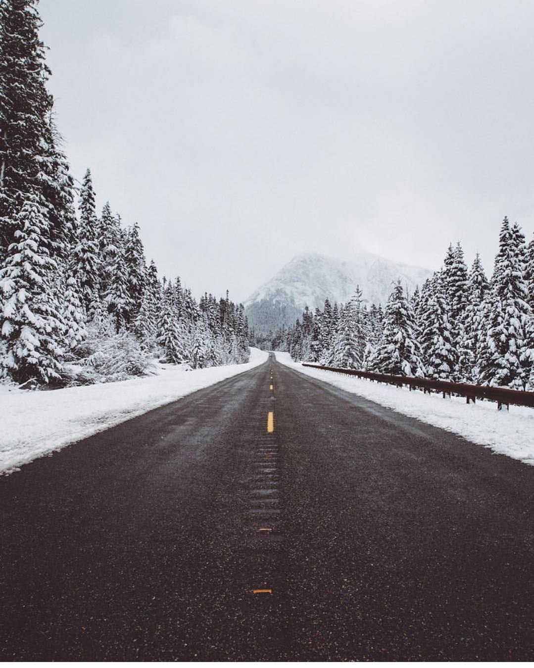 Снег красиво