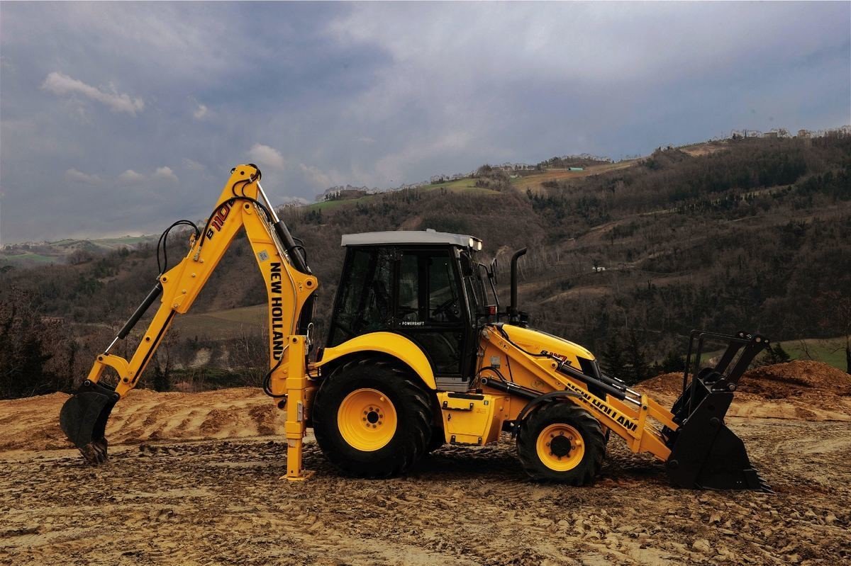 Экскаватор-погрузчик New Holland b110b