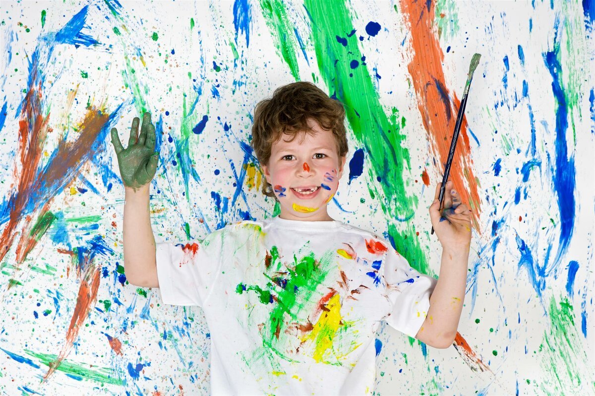 Девочка художник