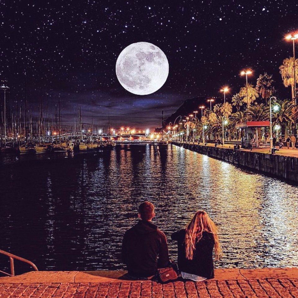 Город на Луне