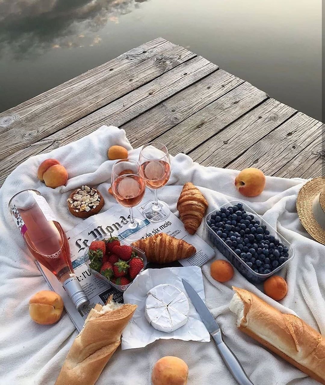 Еда на романтический пикник