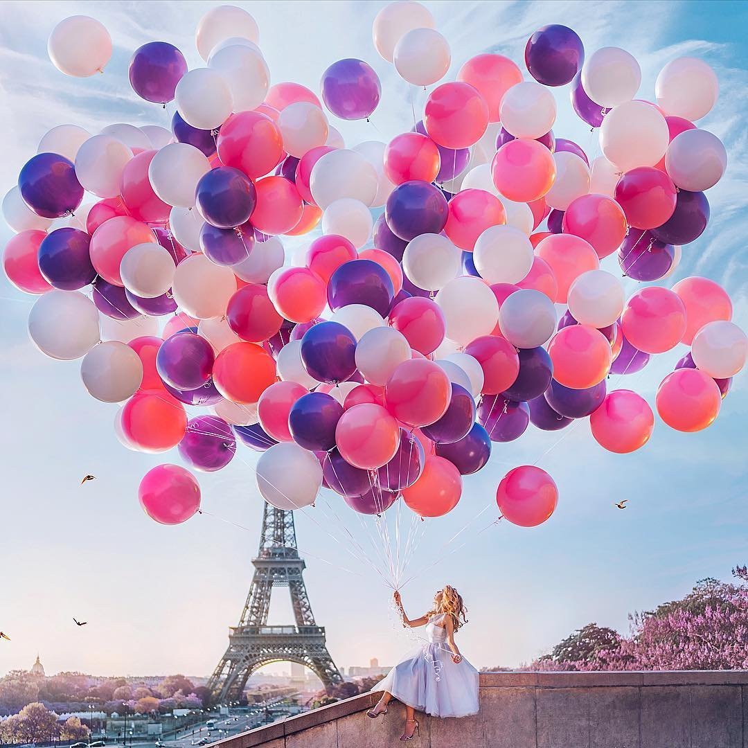 Облако шаров макарунс