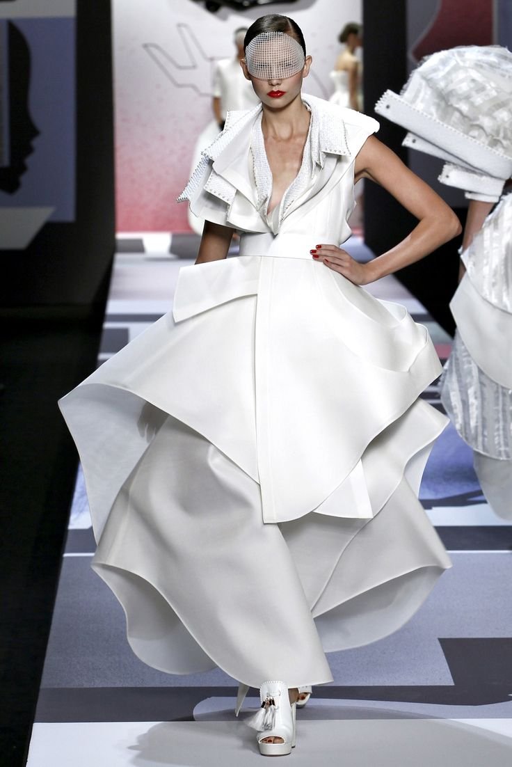 Viktor & Rolf коллекции в стиле Авангард