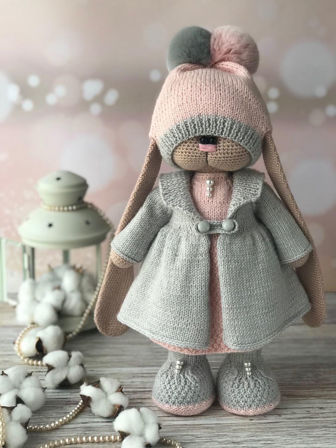 Вязаная шапочка зайчик