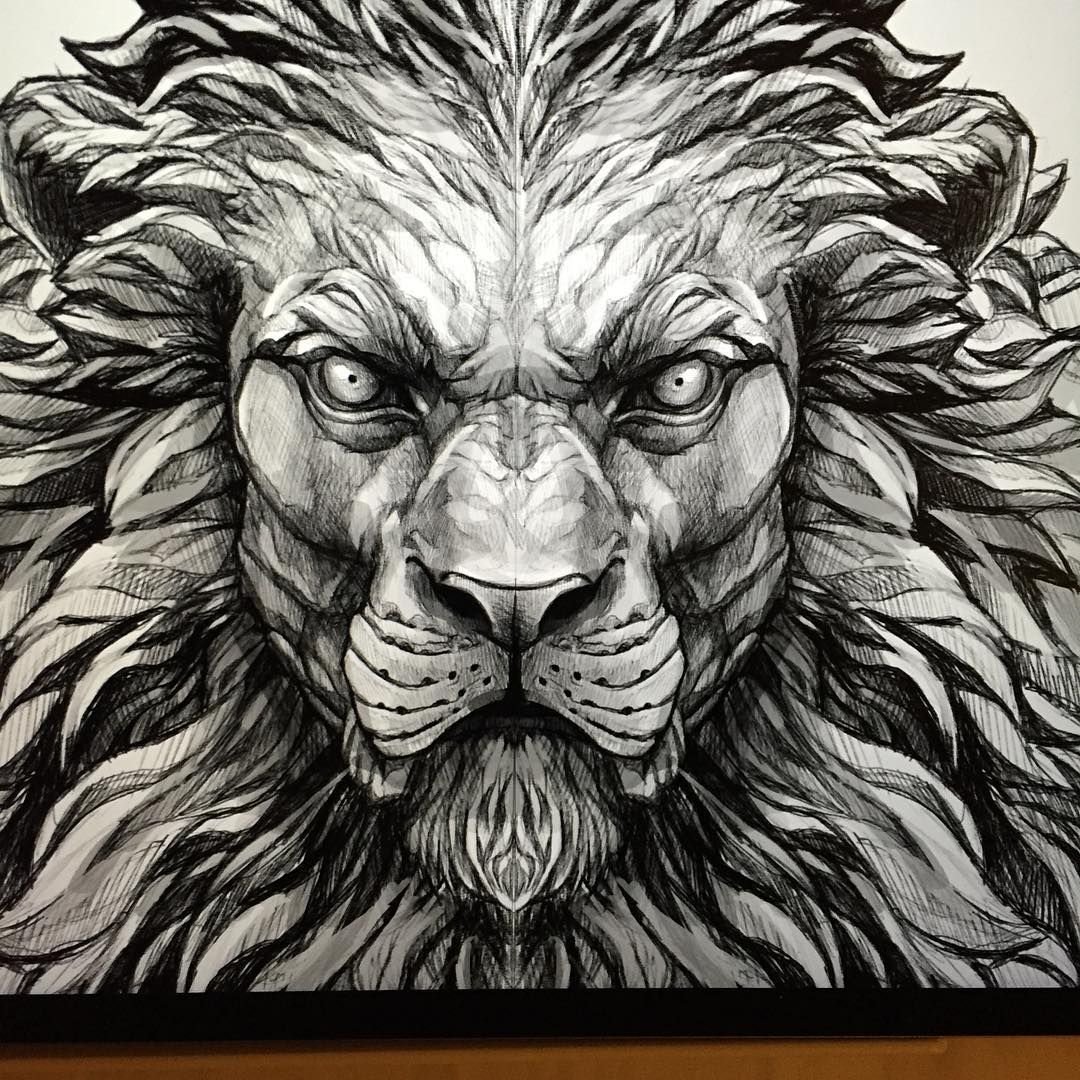 Лев с короной