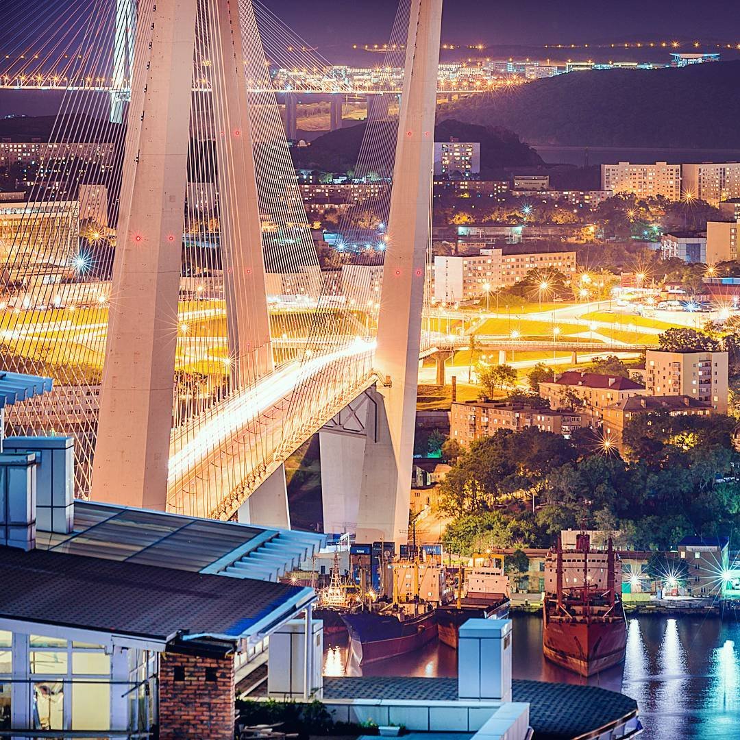 Сити Владивосток ночная