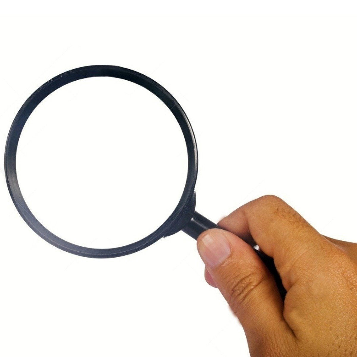 Рука под лупой