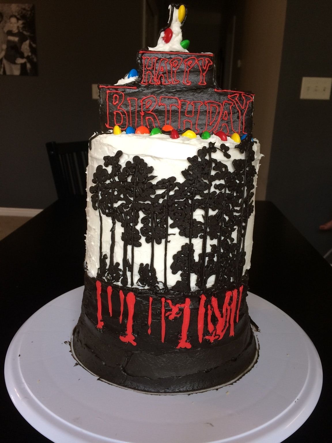 Торт в стиле stranger things