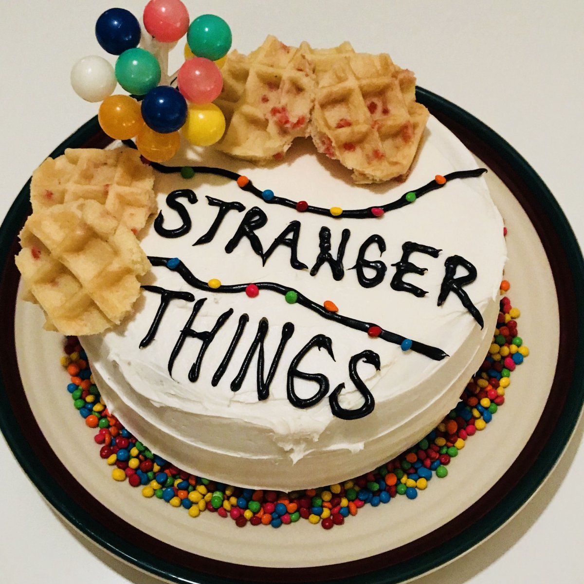 Торт на день рождения stranger things