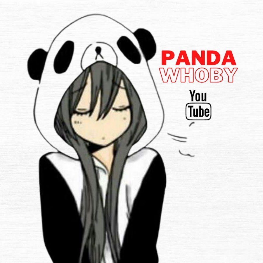 Девушка в костюме панды