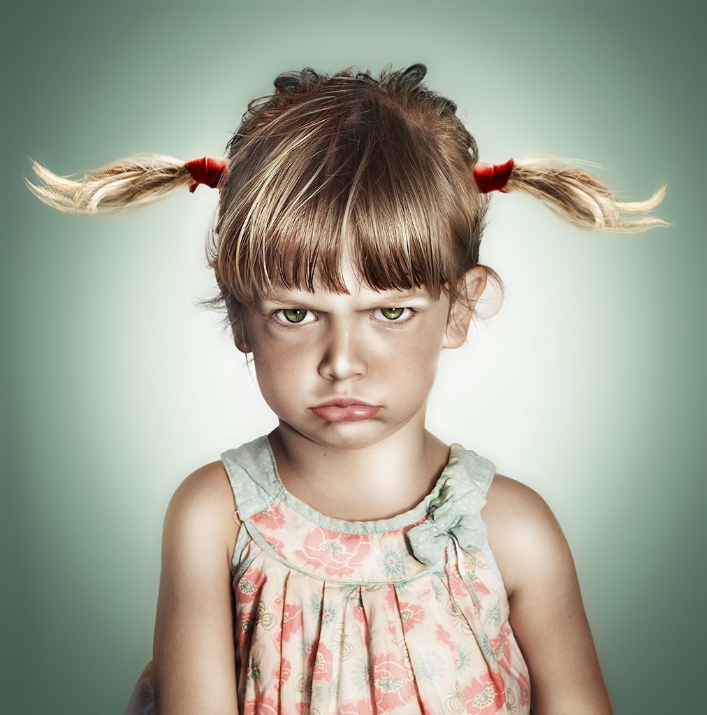 Злая девочка