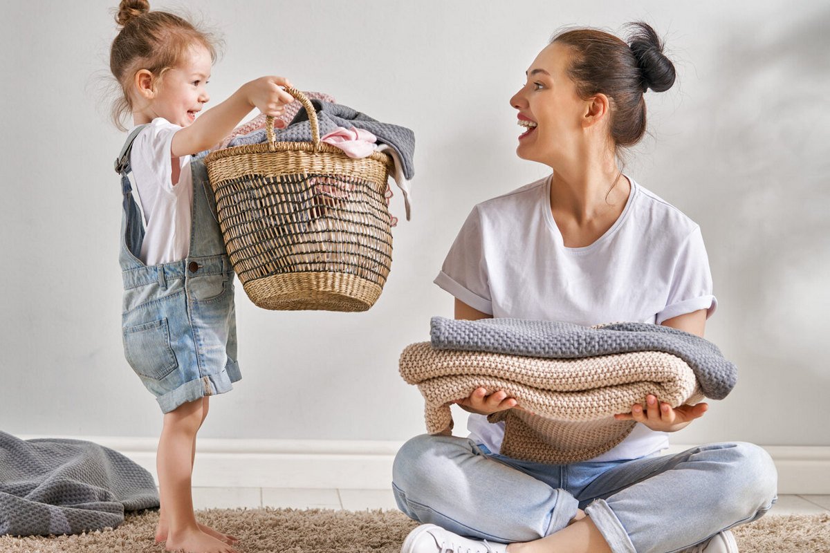 Дети помогают родителям