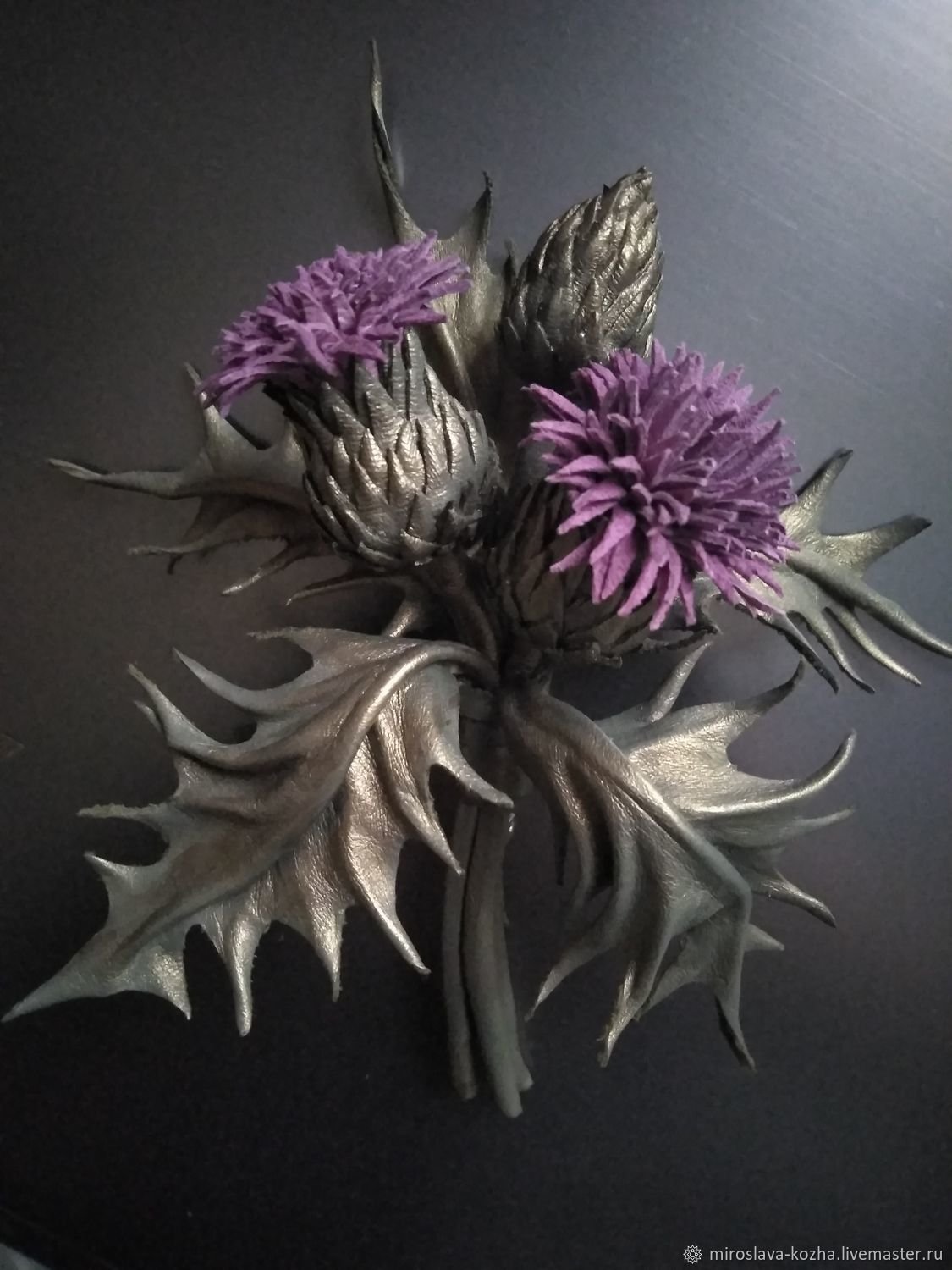 Брошь чертополох