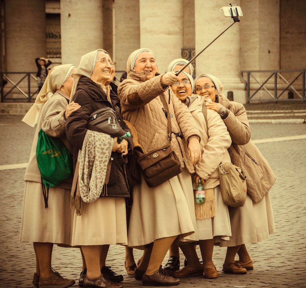 Демотиваторы про бабок