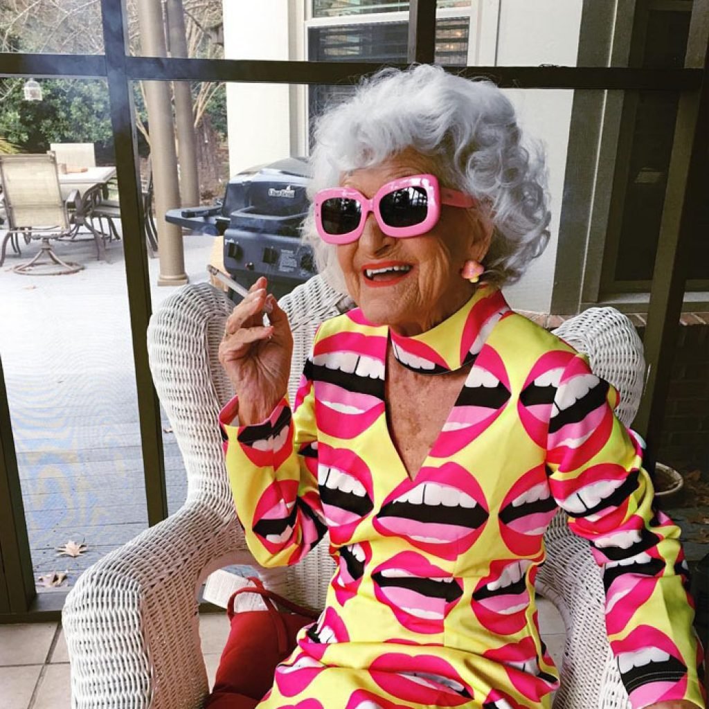 Веселые старички и старушки