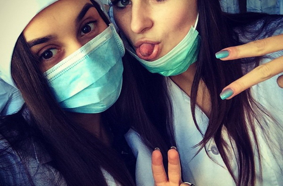 Медсестра селфи