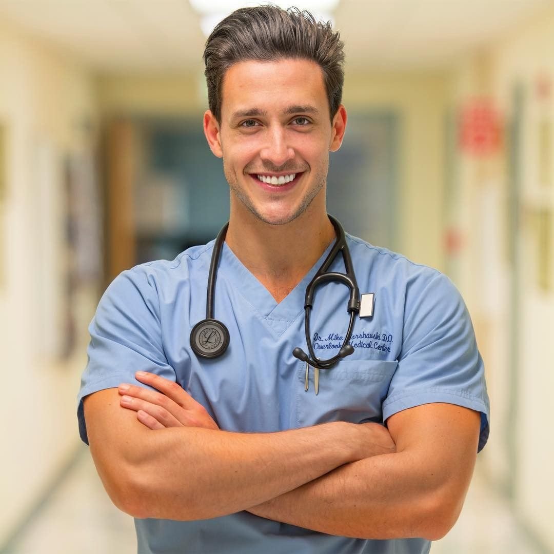 Doctor Mike Varshavski
