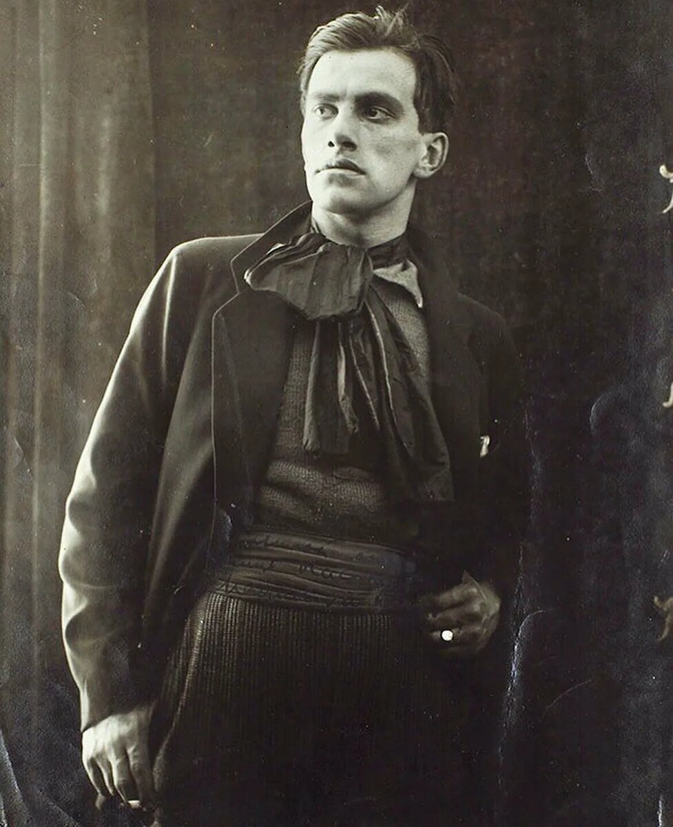 Владимир Владимирович Маяковский