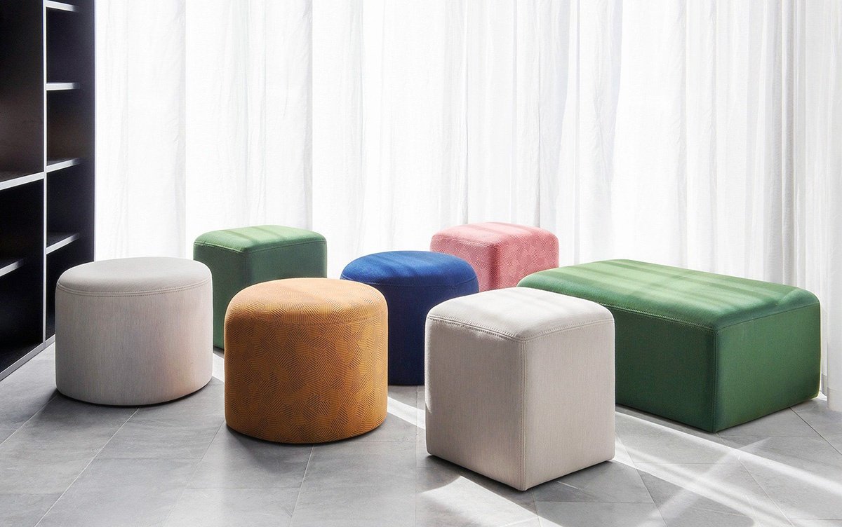 Красивые пуфики