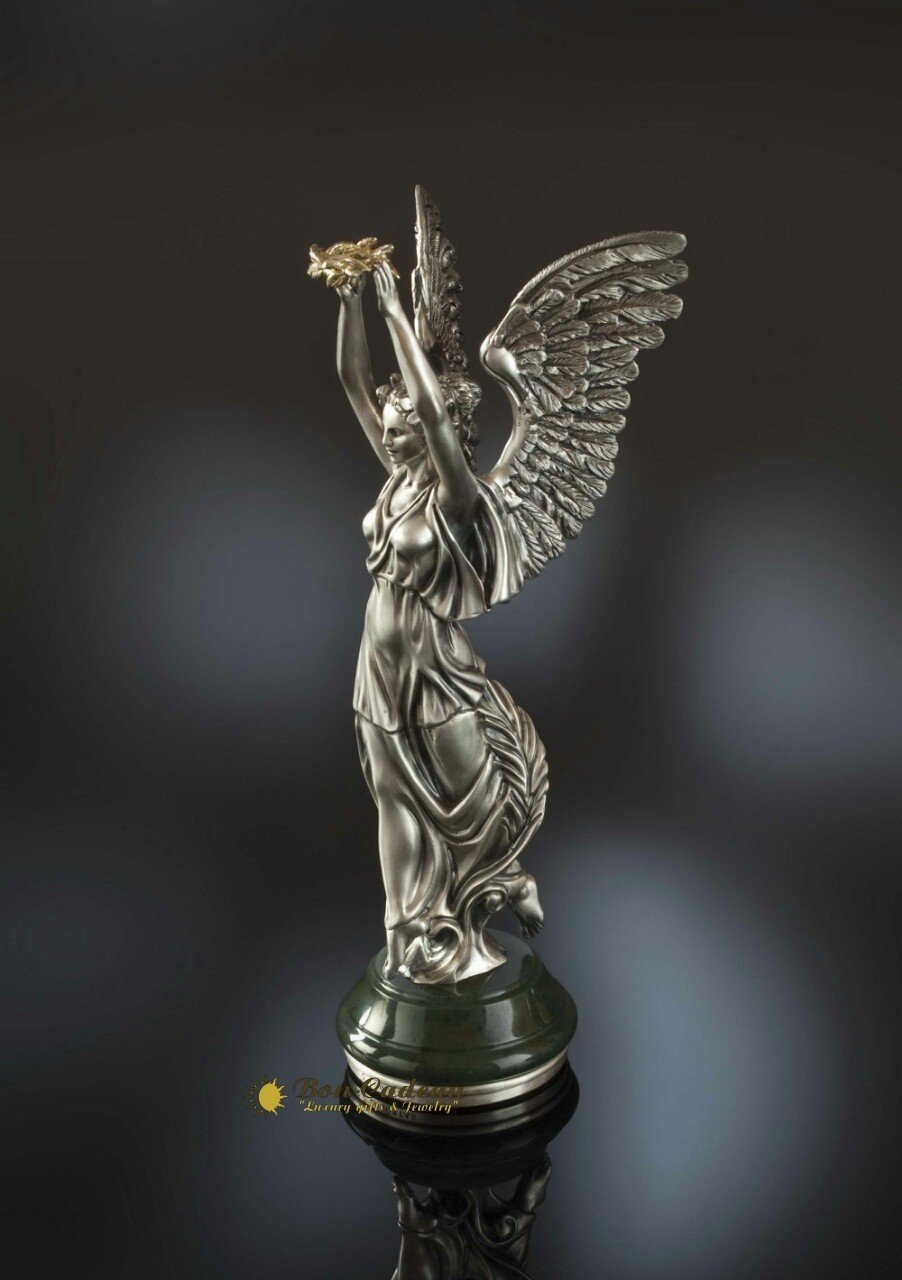 Ника богиня Победы