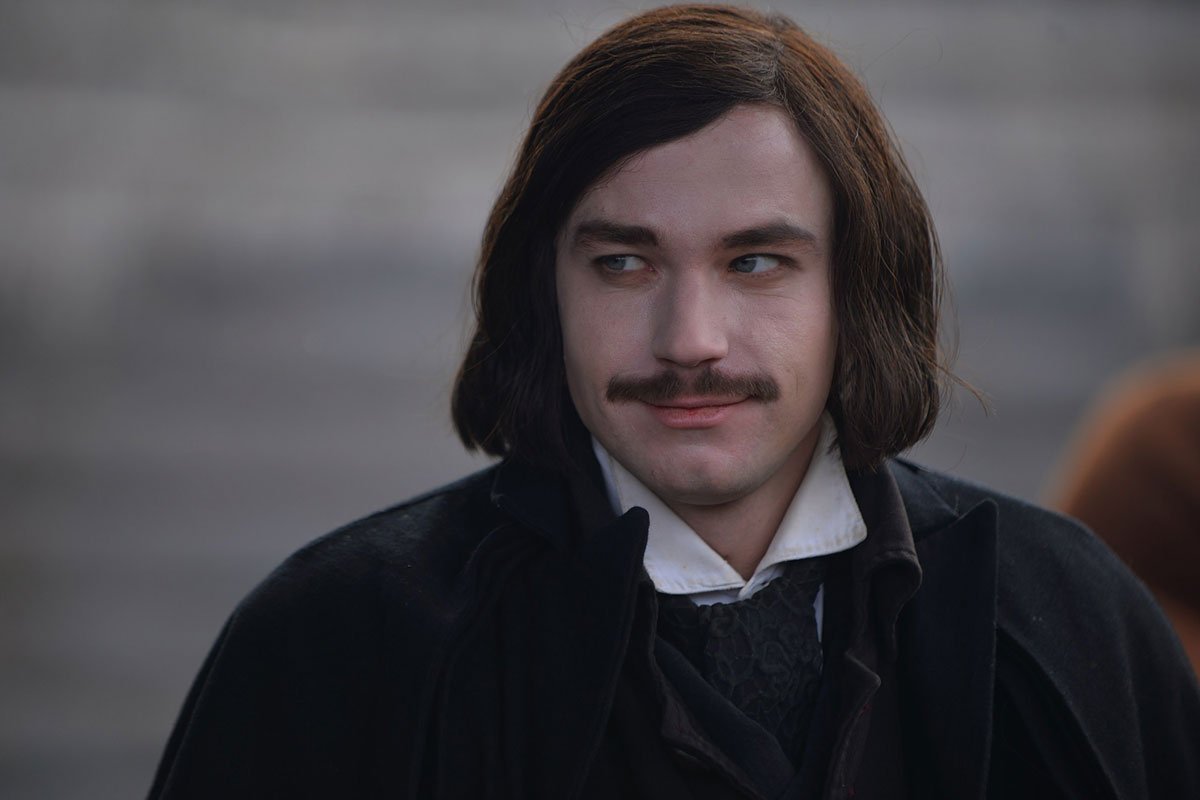 Гоголь Николай Васильевич профиль