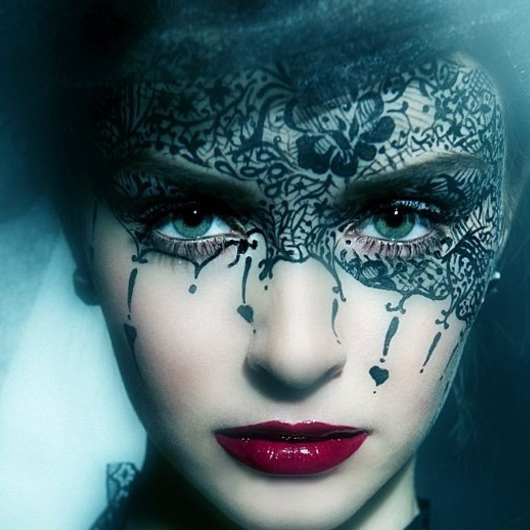 Набор для вышивания `Королева бубей` (Максин Гадд)