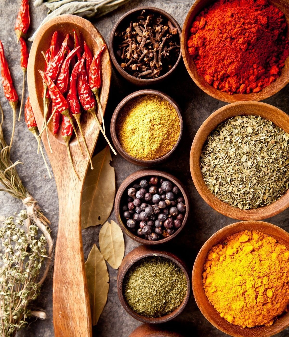 Специи на Светлом фоне