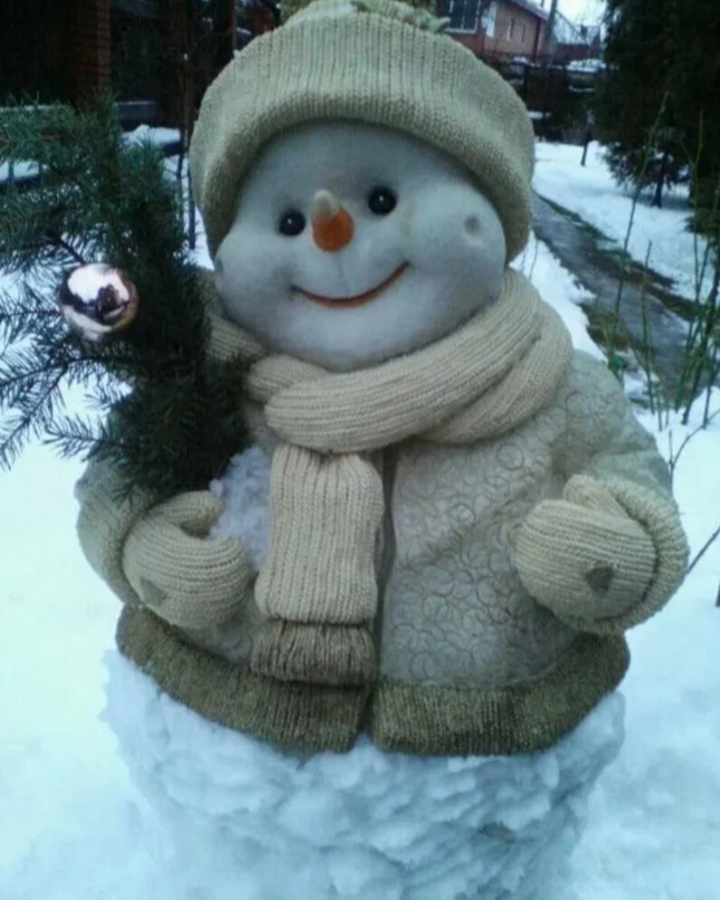 Новогодние снеговечки