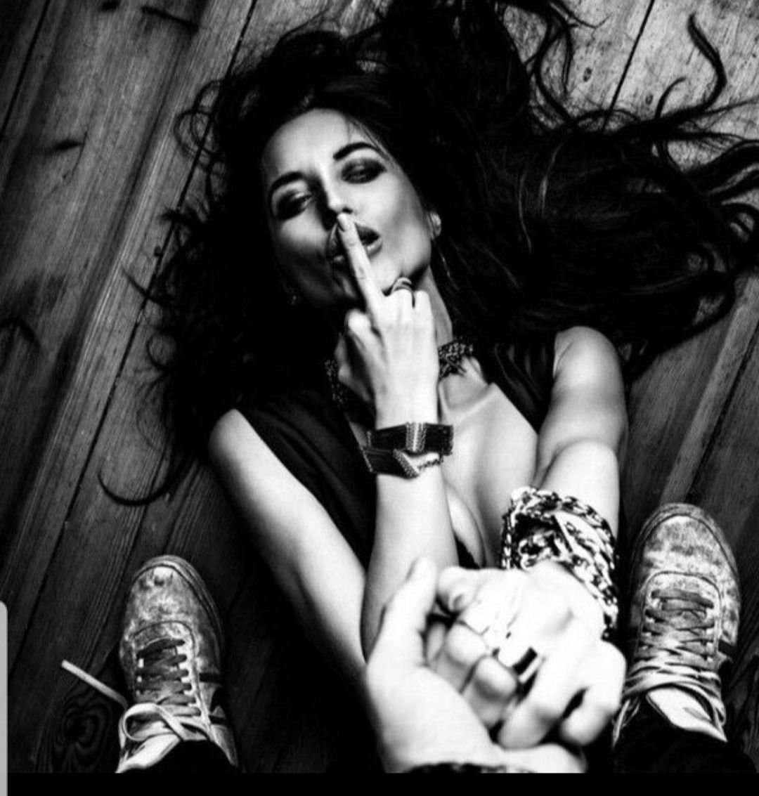 Сохры девушек дерзкие