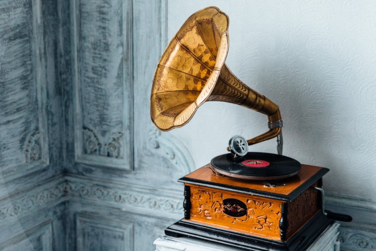 Винтажный граммофон