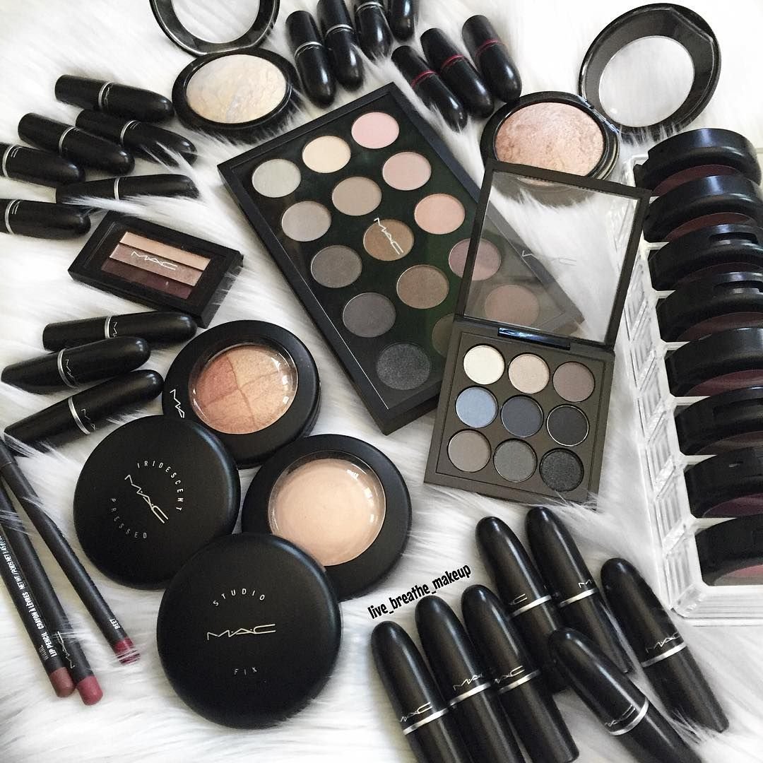 Косметика в черном цвете