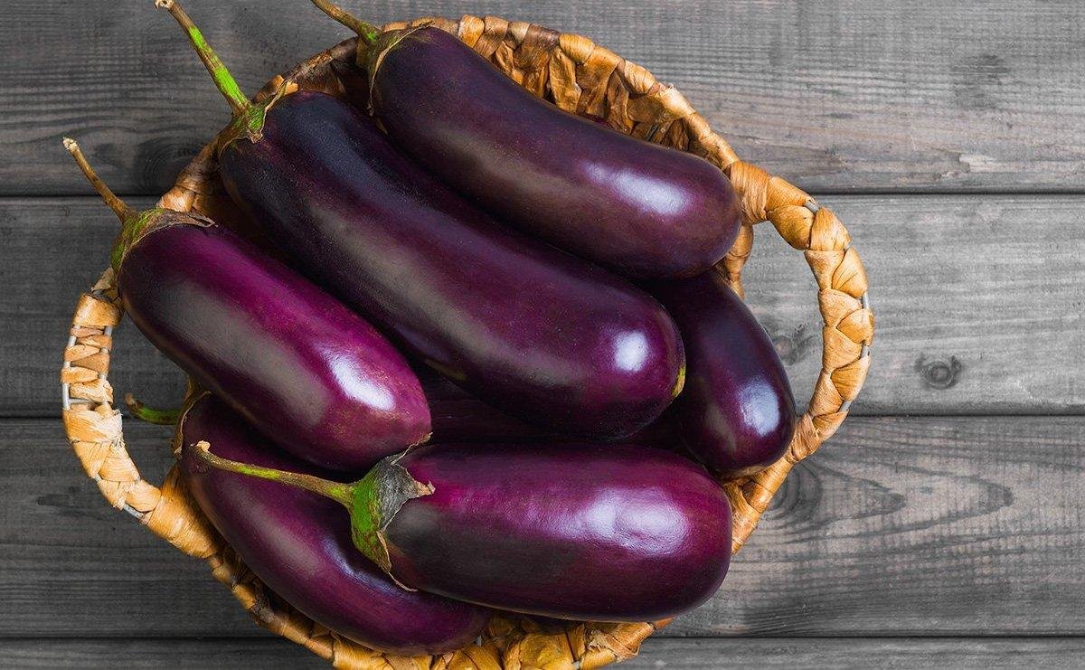 Фиолетовый баклажан