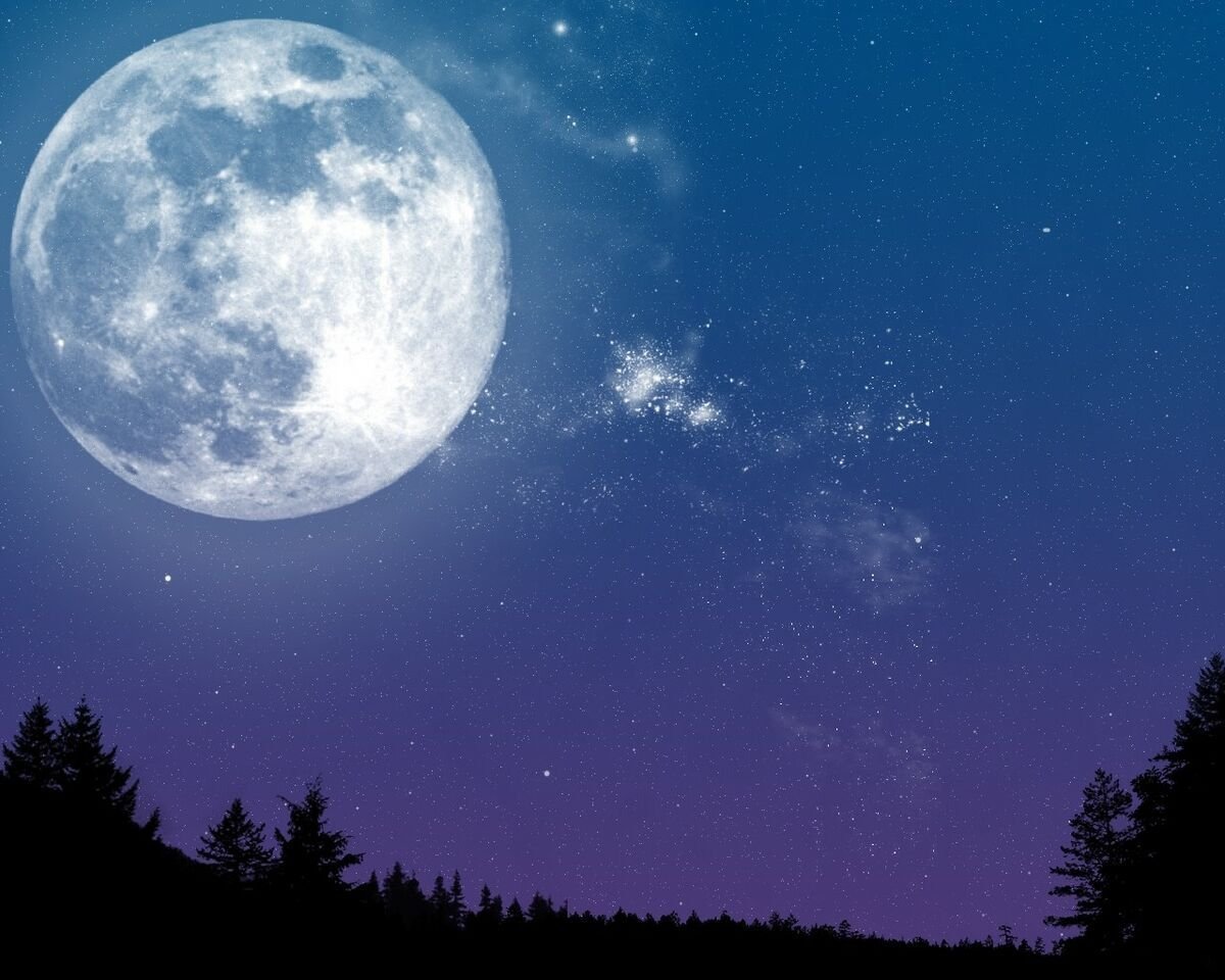 Луна на небе