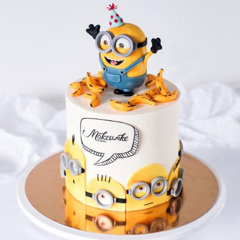 Торт с миньонами с чиз кремом