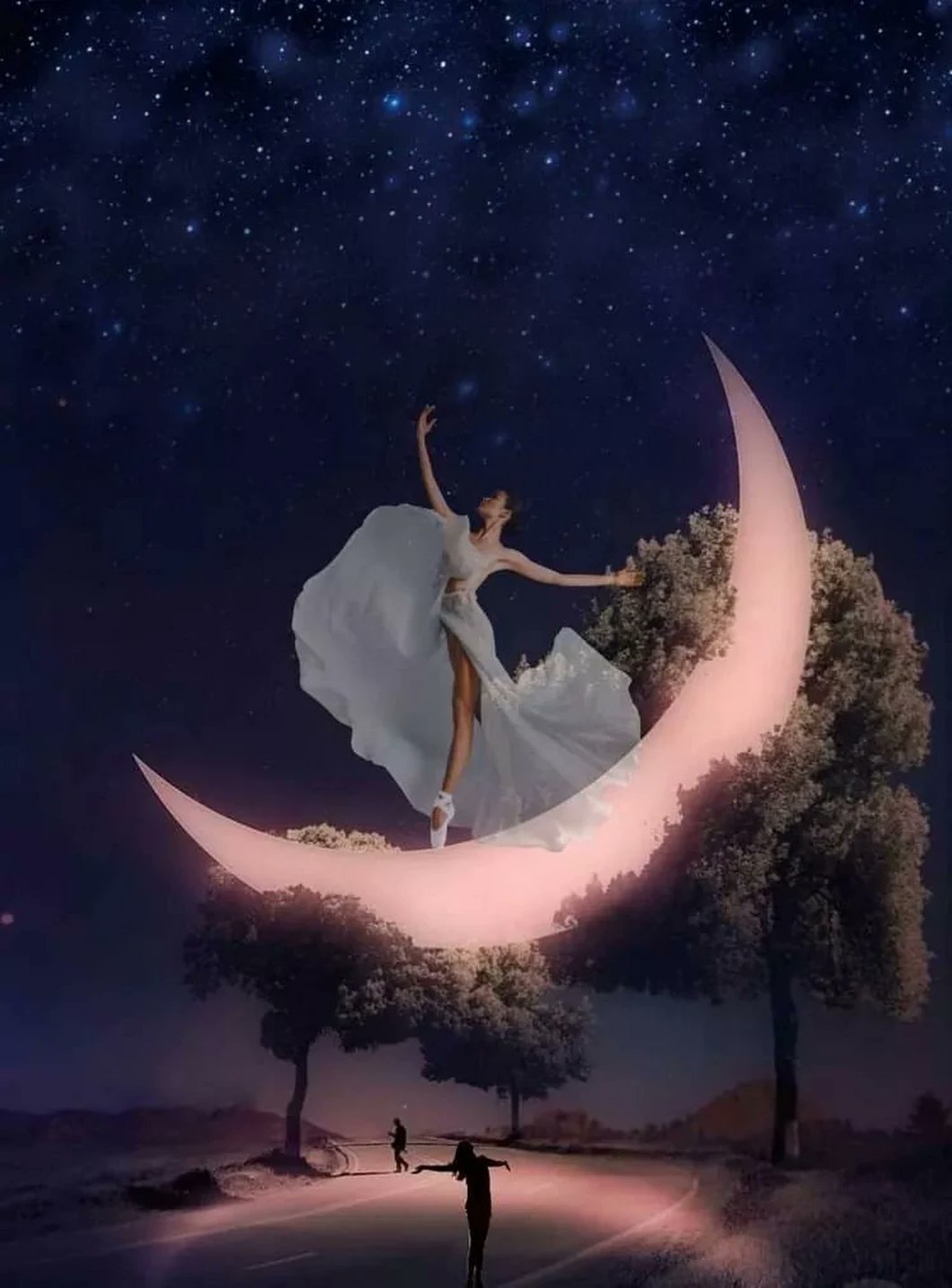 Полумесяц на небе