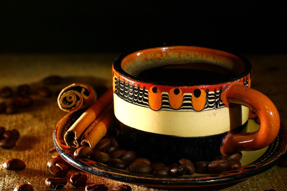 Красивые кофейные чашки