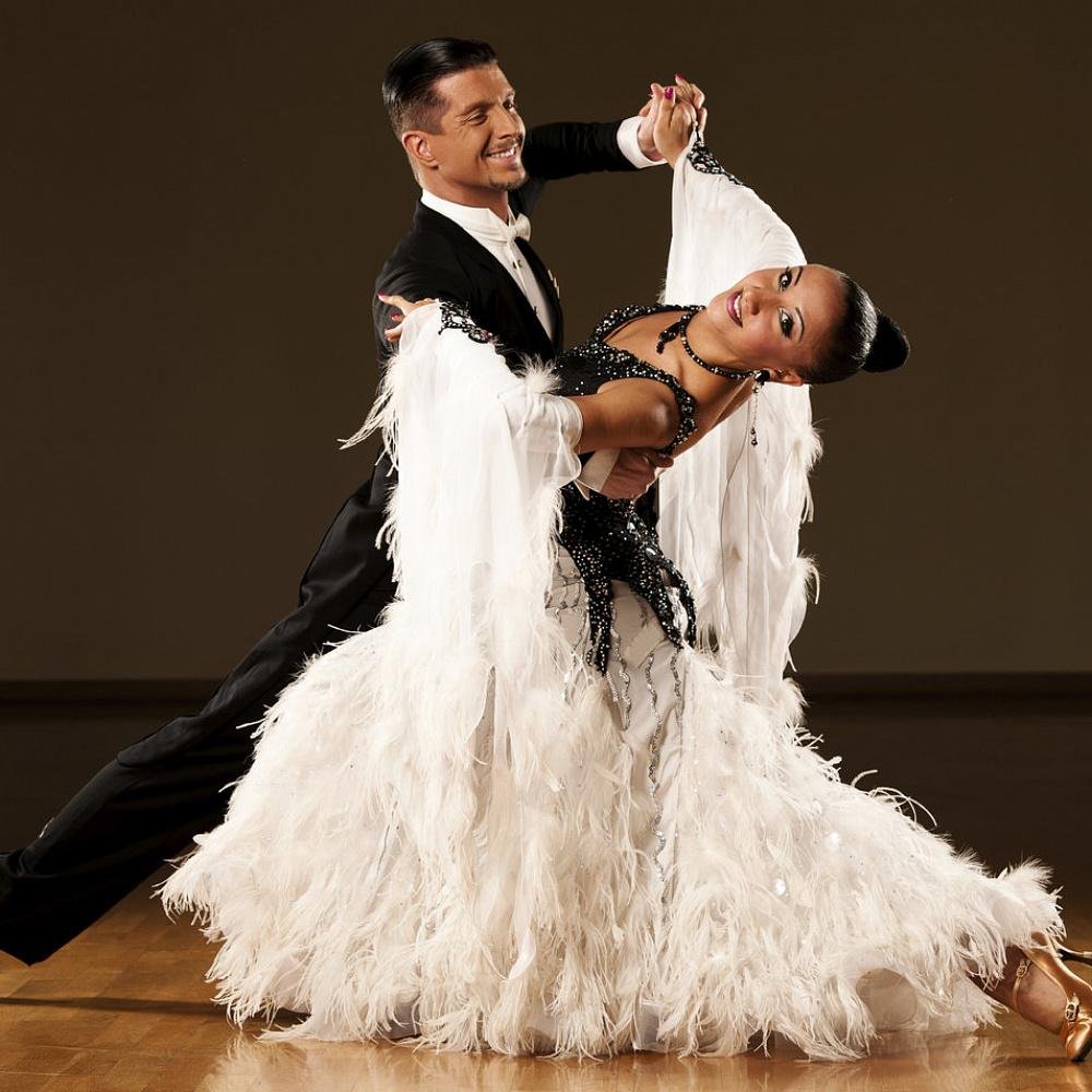 Бальные танцы